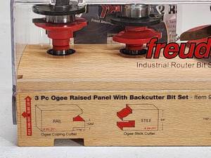 lot 79 image: Made in Italy Freud Industrial Raised Panel Bit Set