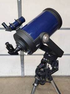 lot 176 image: Meade Quartz 10 Schmidt-Cassegrain 2120 LX5 Telescope with Quartz Electronic Drive System