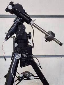lot 177 image: Losmandy Gemini 1 GM-8 Equatorial Go To Mount with Tripod