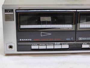 lot 193 image: Sanyo Double Cassette Deck Model RDW-44