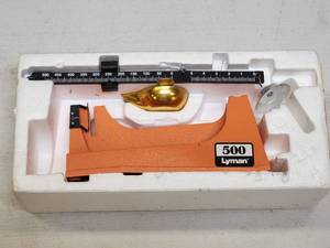 lot 199 image: Ammo Reloading Lyman Scale Model 500
