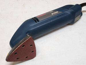 lot 244 image: Bosch Electric Corner Sander Model B7000