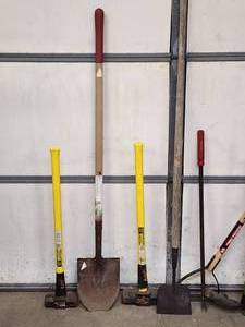 lot 262 image: Assorted Yard Tools