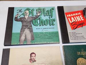 lot 263 image: (6) Vintage Record Albums