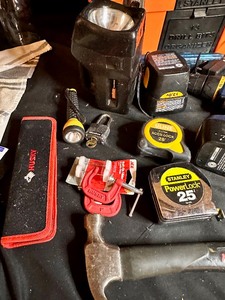 lot 106 image: Miscellaneous Tool Lot