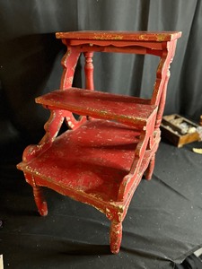 lot 145 image: Vintage Red Library 3 Step Ladder