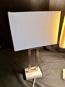 lot 94 image: 2 Lamps With Marble Bases
