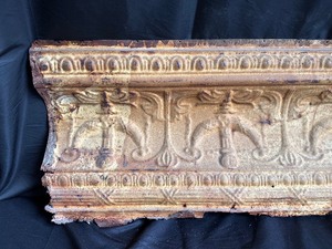 lot 209 image: Vintage Tin Crown Molding