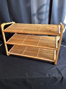lot 69 image: Wood Shoe Rack