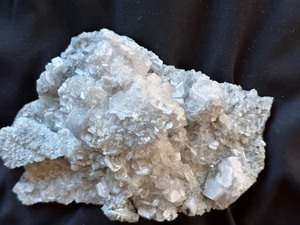 lot 312 image: Natural Crystal Mineral Cluster