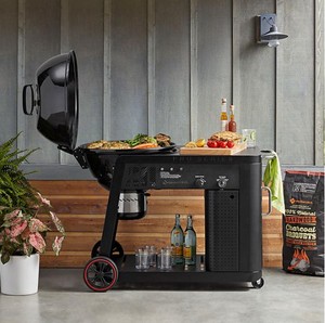 lot 120 image: Members Mark Pro Series Gas Assist Charcoal Grill