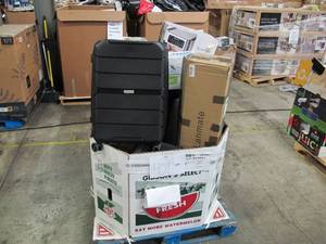 lot 401 image: Pallet of Store Overstock Store and Ecommerce Product and Returns