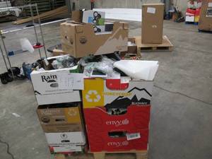 lot 417 image: Pallet of Store Overstock Store and Ecommerce Product and Returns