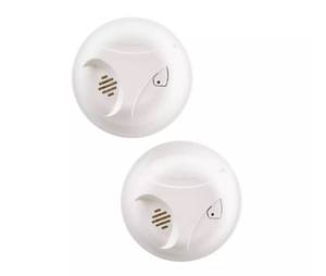 lot 906 image: NEW 2 Pack of First Alert 2pk SA300CN2 Battery Powered Smoke Detectors