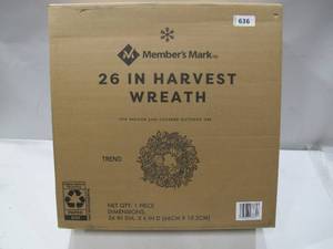 lot 636 image: NEW Members Mark 26 Harvest Wreath