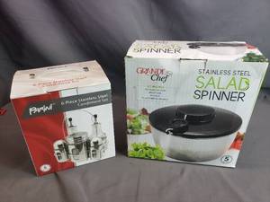 Salad Spinner and Condiment Set