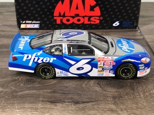 lot 108 image: 2001 Nascar Mac Tools Team Caliber Mark Martin Ford Taurus #6  PFIZER 124 scale die cast stock car