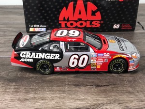 lot 113 image: 2001 Nascar Mac Tools Team Caliber Greg Biffle Ford Taurus #60  Grainger 124 scale die cast stock car