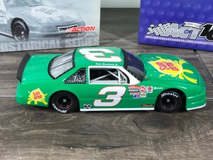 lot 120 image: 2002 Nascar Action Historical Series 1994 Lumina Dale Earnhardt Jr. #3  Sun Drop 124 scale die cast stock car
