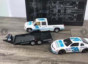 lot 133 image: 1999 Nascar Brookfield Collectors Guild 3 piece set Dale Earnhardt Jr. #31 Chevrolet Monte Carlo Race Car - Chevrolet Crew Cab - Race Car Trailer Sikkens 124 scale die cast