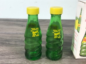 lot 171 image: Vintage 1974 Squirt Salt & Pepper Shakers in original boxes