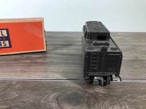 lot 204 image: Vintage Lionel Electric Train - Steam Locomotive Tender #6026T