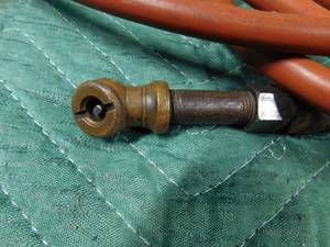 lot 24 image: Air hose with tire air connector