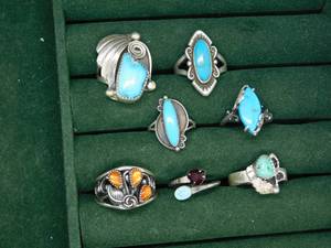 lot 85 image: 7 Rings
