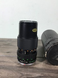 lot 215 image: Vintage Olympus OM Zuiko Aoto-Zoom 75-150mm F4 Telephoto Zoom Lens