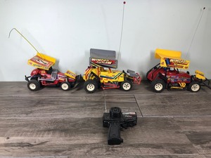 lot 226 image: 3 - Remote Control Cars