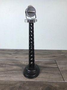lot 229 image: Lionel 13 Black Metal Frame Single Beacon Flood Light Tower