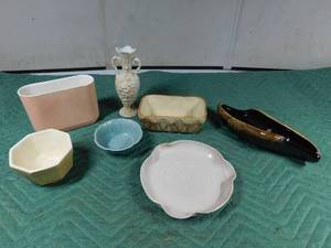 lot 299 image: Lot of pottery
