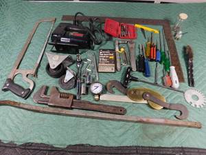 lot 277 image: 2 Flats of tools