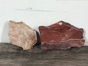lot 332 image: Lot of Collectible Rocks