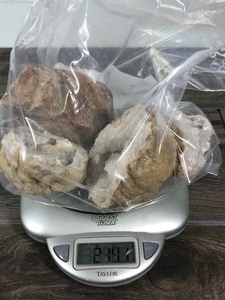 lot 337 image: Lot of Collectible Rocks