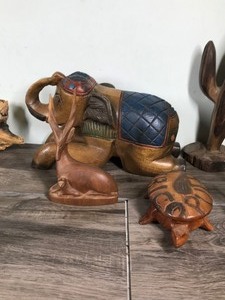 lot 345 image: Lot of Wood Figurines