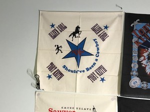 lot 347 image: 5 - Collectible Country Music Celebrity Hanker Chiefs