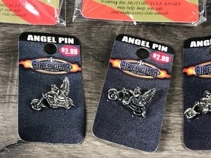 lot 355 image: Harley Davidson Magnets - Biker Pins - West Coast Choppers Bottle Openers
