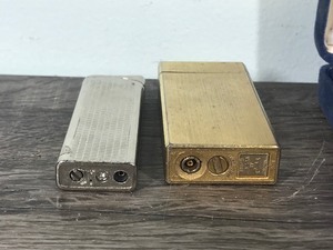 lot 361 image: 2 - Lighters