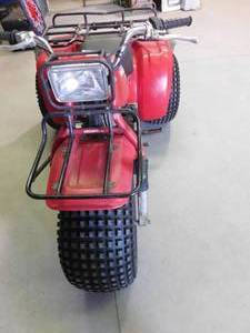 lot 5 image: 1984 Honda ATC 200ES Big Red 3 wheeler