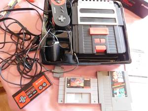 lot 372 image: Two-in-one gaming system