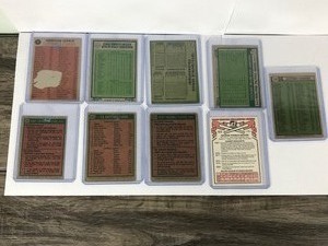 lot 454 image: 9 - Collectible Baseball Cards