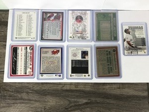 lot 459 image: 9 - Collectible Baseball Cards