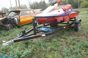lot 2 image: Jet Ski