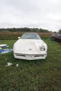 lot 17 image: Corvette