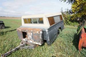 lot 30 image: Home Made Trailer