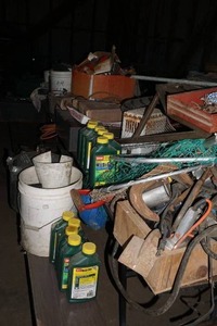 lot 70 image: Garage ToolsAutooutside gear