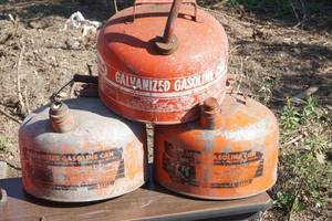 lot 95 image: Vintage Galvanized Gas Cans