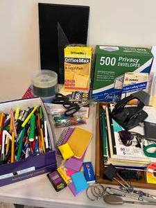 lot 113 image: Lot of Office Supplies