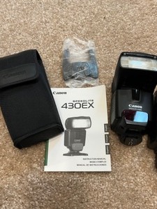 lot 96 image: Canon SPEEDLITE 430 EX II & Sunpak Auto 433AF Flash for Minolta